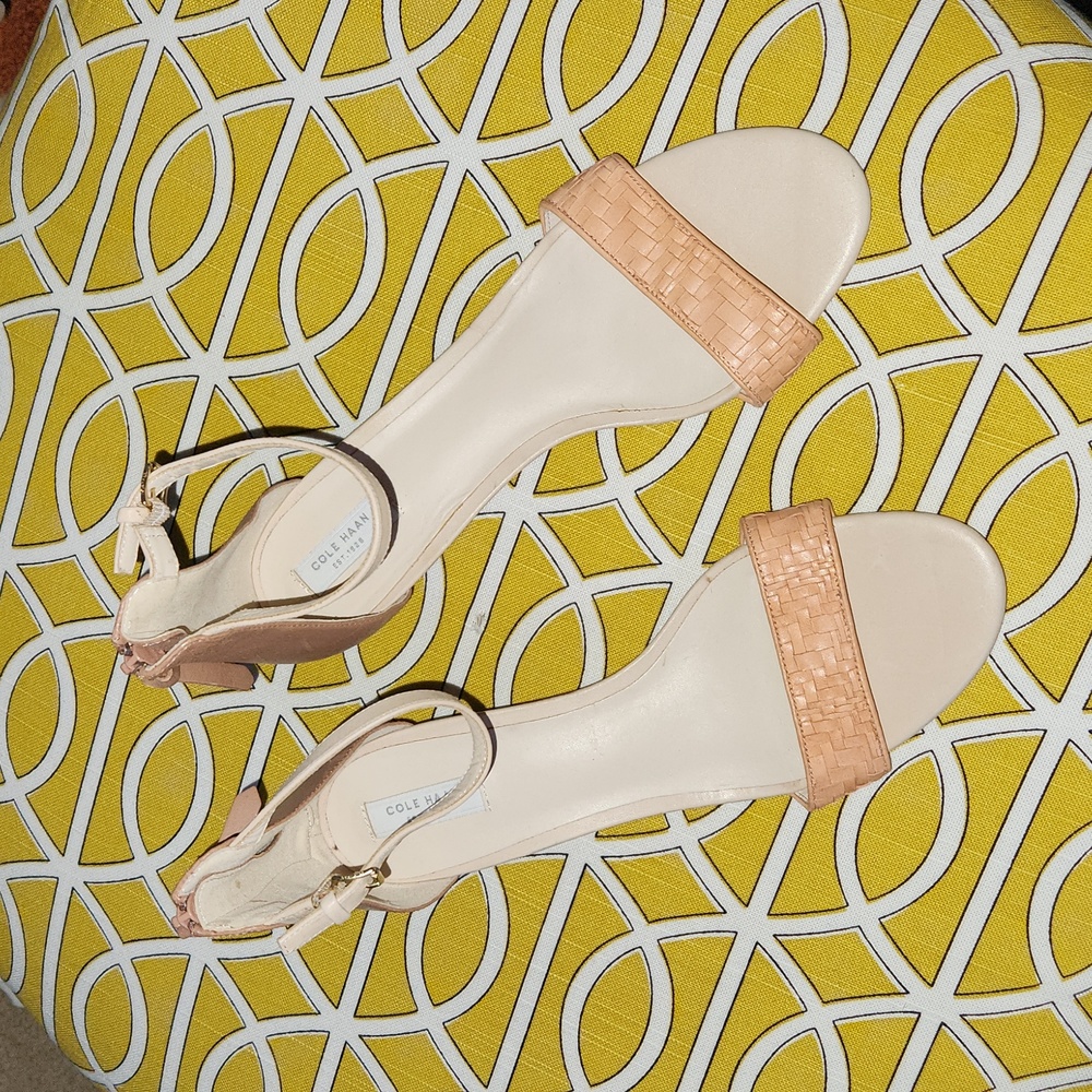 Cole Hann peach nectar genevieve weave wedge sandals size 9